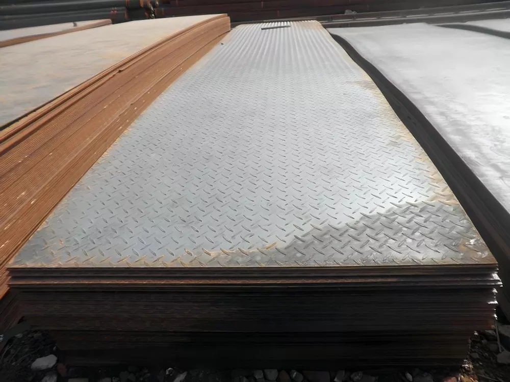 Plat Baja Anti Slip